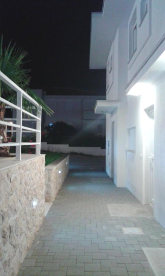 Luxury Apartments Cuba 1 Novalja Zewnętrze zdjęcie